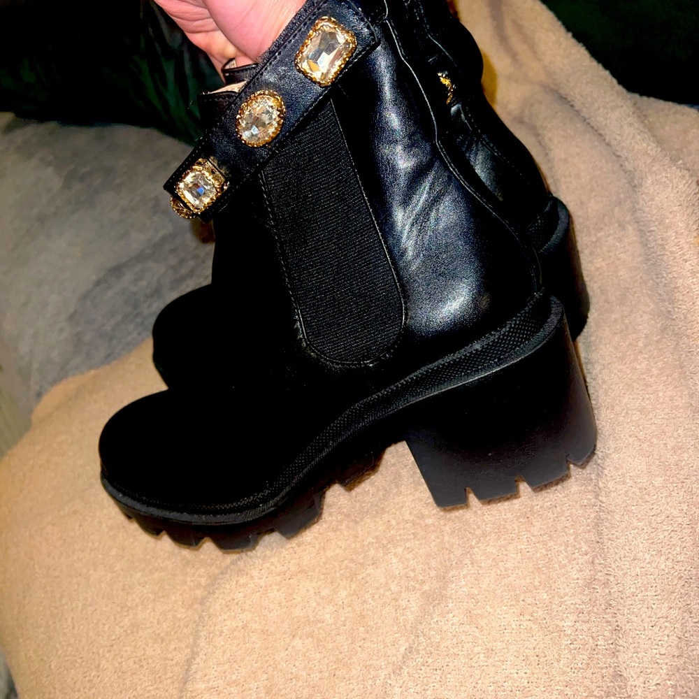 Steve Madden Women’s Amulet Ankle Boot